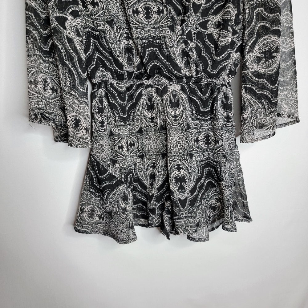BAND OF GYPSIES Boho Paisley Romper - Picture 8 of 14